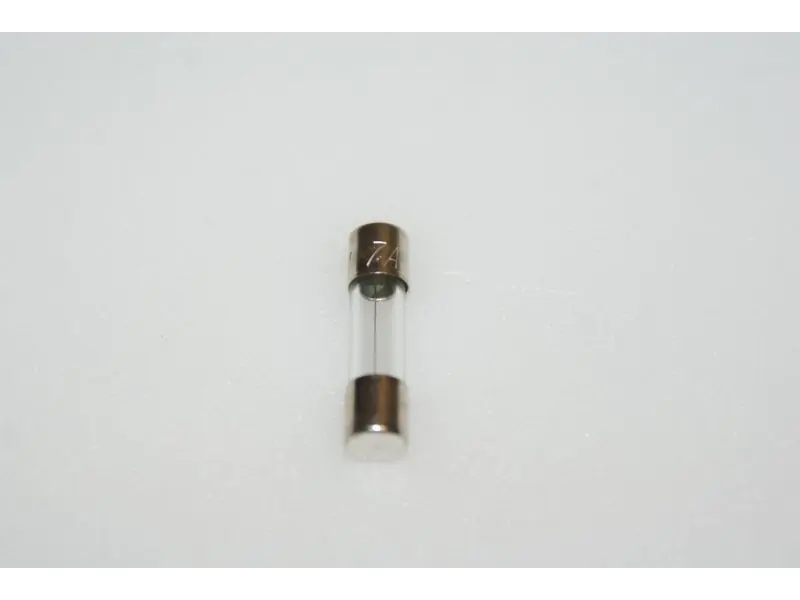 FUSE (7A)